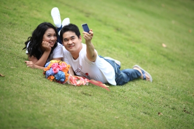 http://www.reneweveryday.com/assets/1/7/couple.jpg