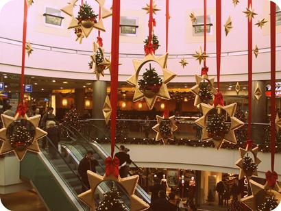 In defense of late shoppers